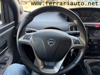 Lancia Ypsilon 1.2 69 CV 5 porte Gold (16)
