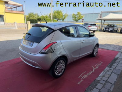 Lancia Ypsilon 1.2 69 CV 5 porte Gold (3)