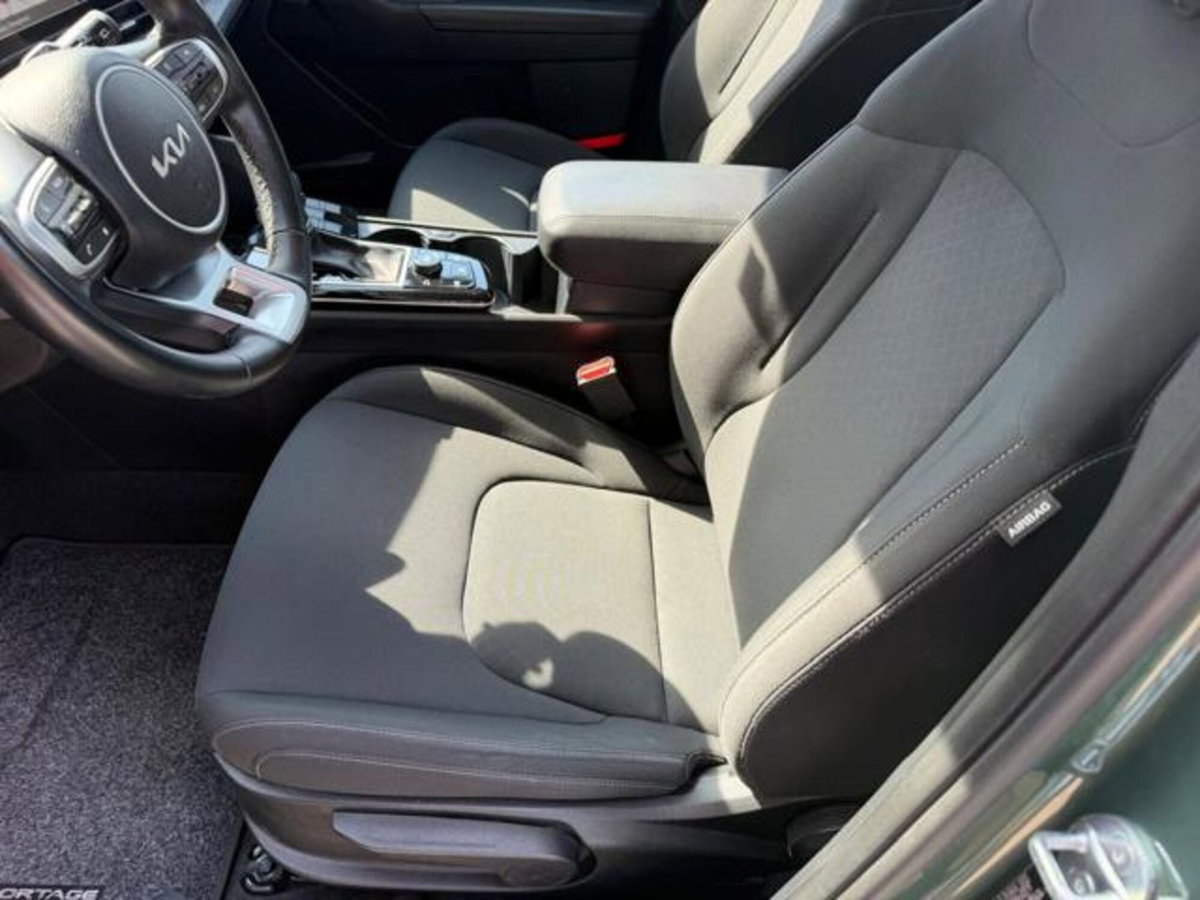 Kia Sportage 1.6 crdi mhev Business dct (8)