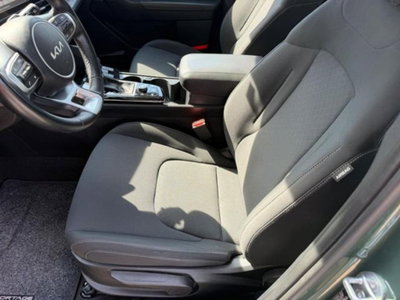 Kia Sportage 1.6 crdi mhev Business dct (8)