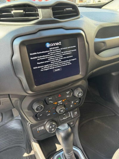 Jeep Renegade 1.3 T4 190CV PHEV 4xe AT6 Limited (6)