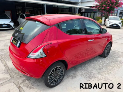 Lancia Ypsilon 1.2 69 CV 5 porte GPL Ecochic Gold (13)