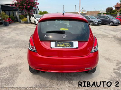 Lancia Ypsilon 1.2 69 CV 5 porte GPL Ecochic Gold (15)