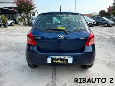 Toyota Yaris 1.0 5 porte Luxury pack (15)