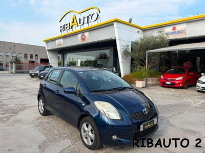 Toyota Yaris 1.0 5 porte Luxury pack (5)