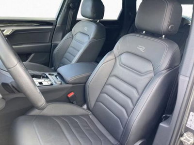Volkswagen Touareg 3.0 V6 tdi scr R-Line Final Edition 231cv auto (8)