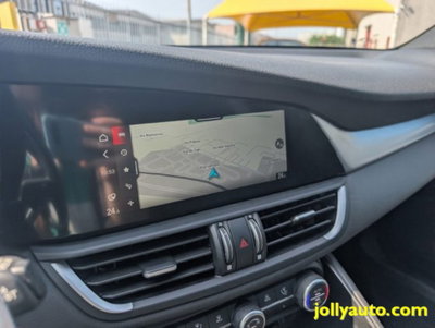 Alfa Romeo Giulia 2.0 Turbo 280 CV AT8 AWD Q4 Veloce (13)