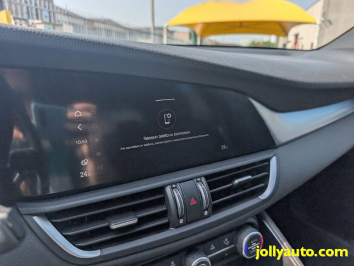 Alfa Romeo Giulia 2.0 Turbo 280 CV AT8 AWD Q4 Veloce (15)