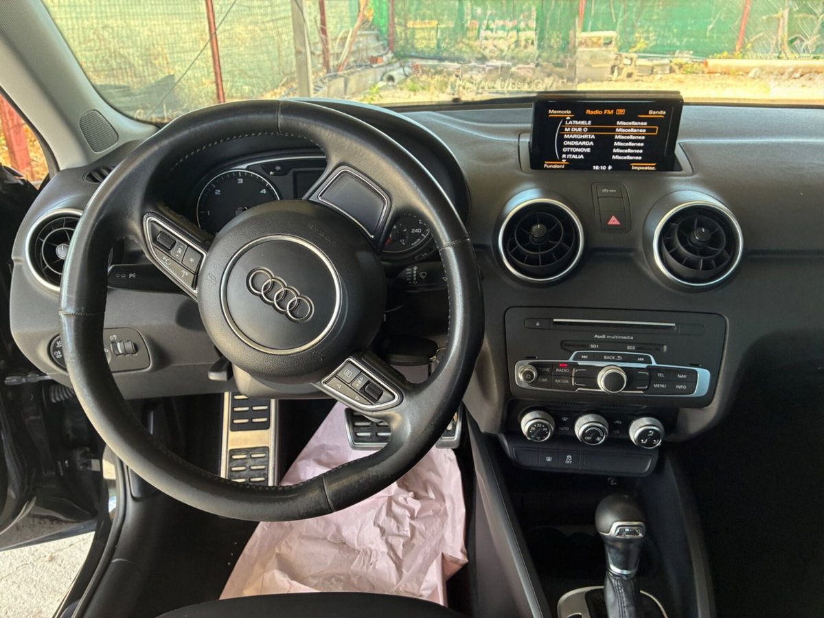Audi A1 1.4 TDI S tronic Metal plus (12)