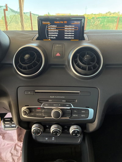 Audi A1 1.4 TDI S tronic Metal plus (13)