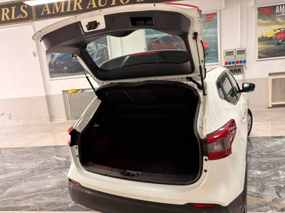 Nissan Qashqai 1.5 dCi Tekna (10)
