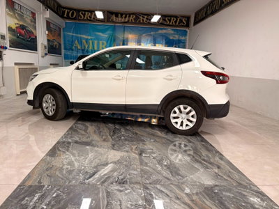 Nissan Qashqai 1.5 dCi Tekna (3)