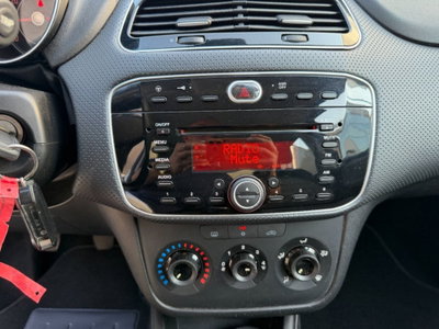 Fiat Punto Evo 1.4 5 porte S&S Dynamic (14)