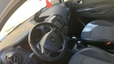 Renault Captur dCi 8V 110 CV Start&Stop Energy Sport Edition (4)