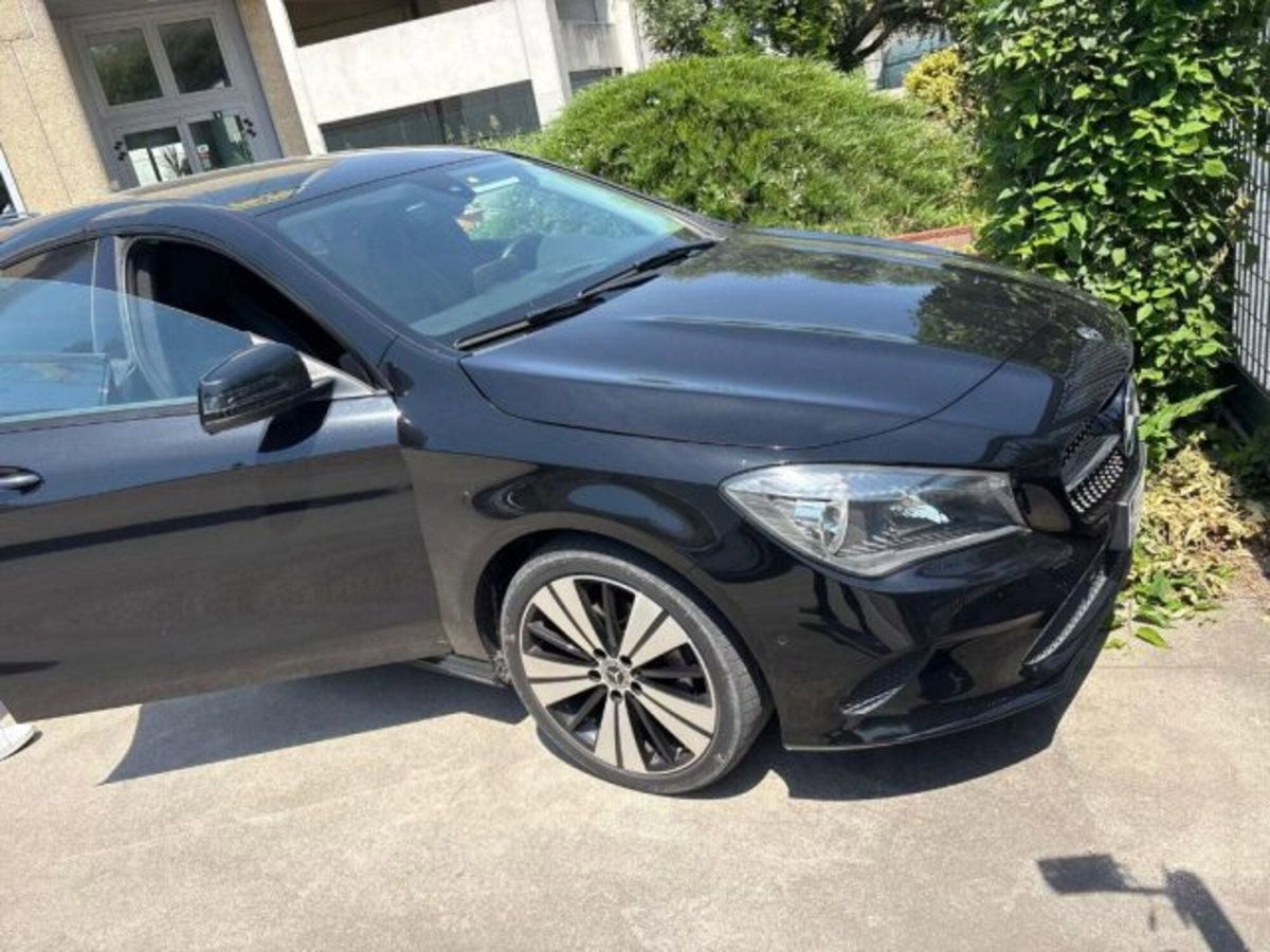 Mercedes-Benz CLS Shooting Brake 220 d SW Premium (2)