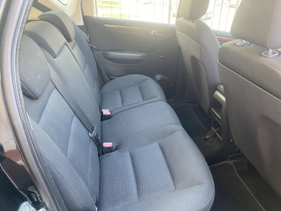 Mercedes-Benz Classe A 180 CDI Elegance (12)