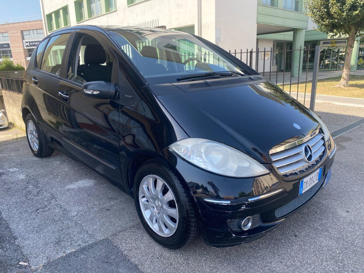 Mercedes-Benz Classe A 180 CDI Elegance (2)