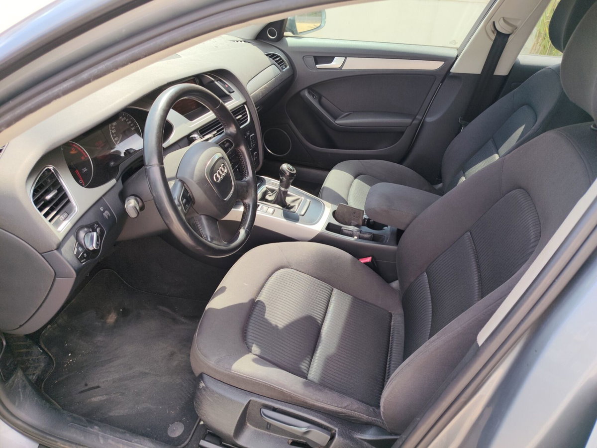 Audi A4 Avant 2.0 TDI 143CV F.AP. (6)