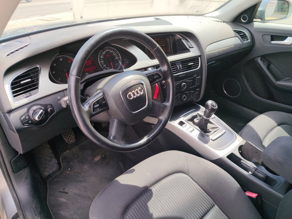 Audi A4 Avant 2.0 TDI 143CV F.AP. (7)