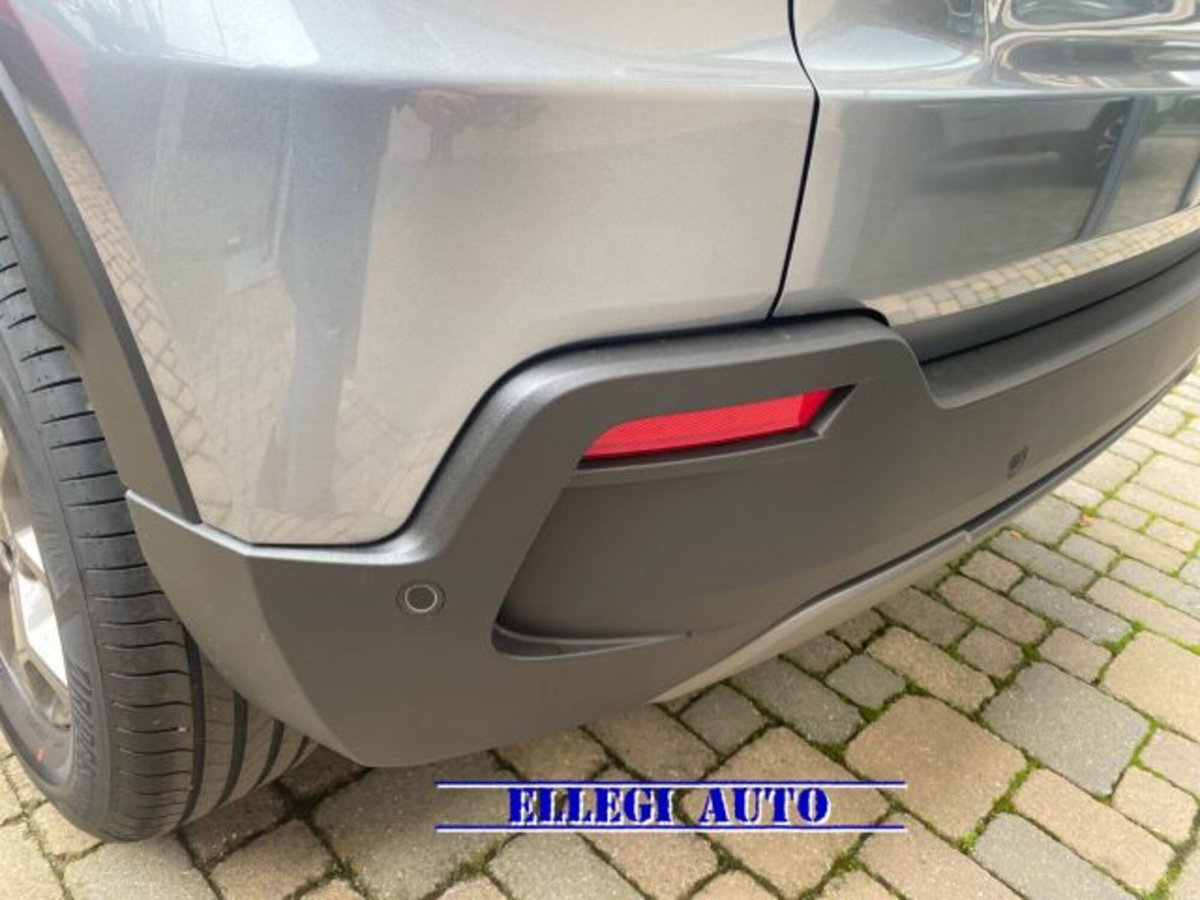 Jeep Avenger 1.2 turbo Longitude fwd 100cv (8)