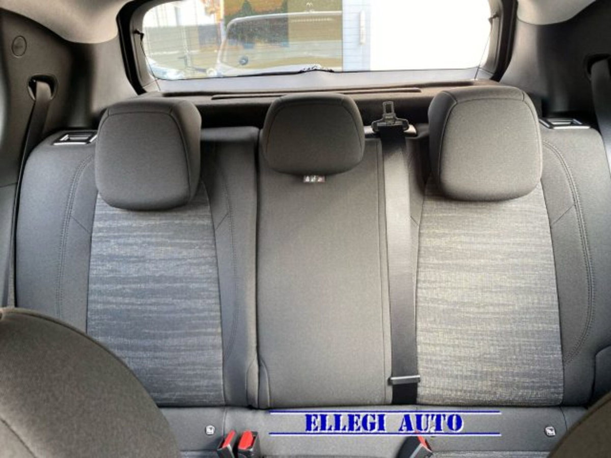 Jeep Avenger 1.2 turbo Longitude fwd 100cv (11)