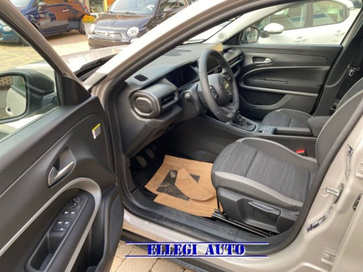 Jeep Avenger 1.2 turbo Longitude fwd 100cv (7)
