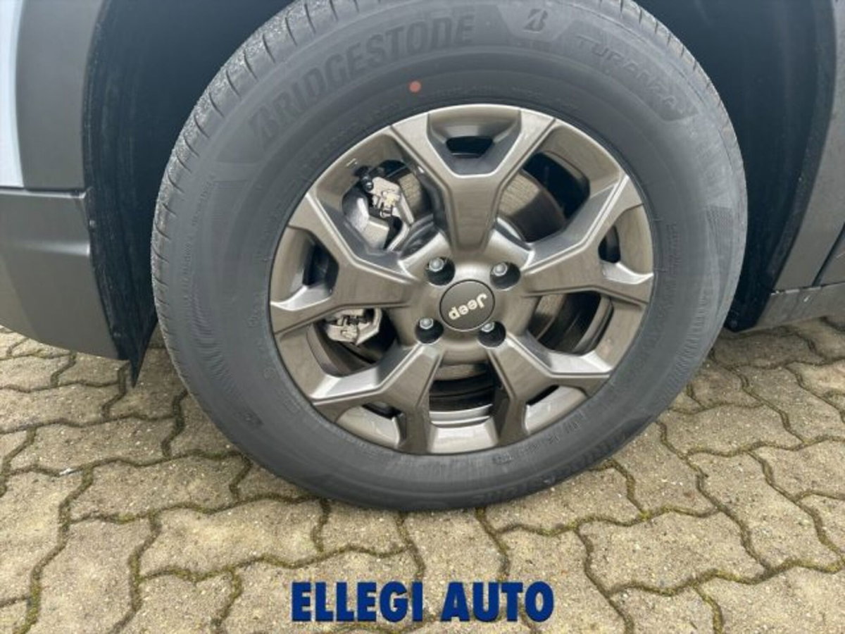 Jeep Avenger 1.2 turbo Longitude fwd 100cv (18)