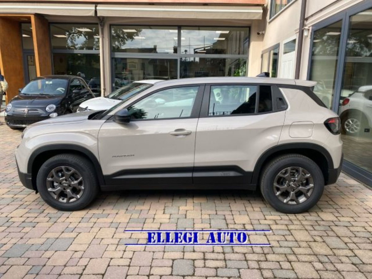 Jeep Avenger 1.2 turbo Longitude fwd 100cv (2)