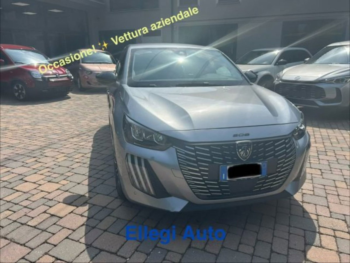 Peugeot 208 1.2 puretech Active s&s 100cv (4)