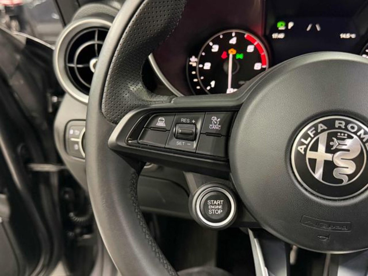 Alfa Romeo Giulia 2.2 Turbodiesel 160 CV AT8 Super (12)