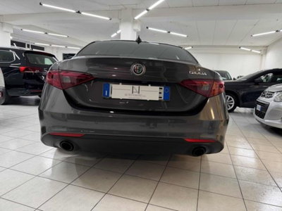 Alfa Romeo Giulia 2.2 Turbodiesel 160 CV AT8 Super (4)
