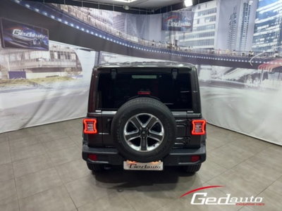 Jeep Wrangler Unlimited 2.2 Mjt II Sahara (6)