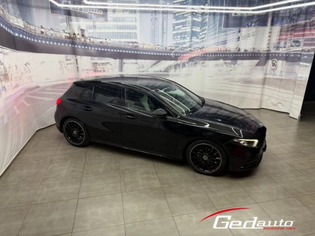 Mercedes-Benz Classe A Sedan 180 d AMG Line Premium Plus auto (4)