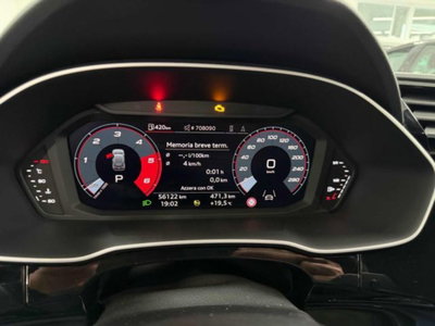 Audi Q3 35 TDI quattro S tronic Business (12)