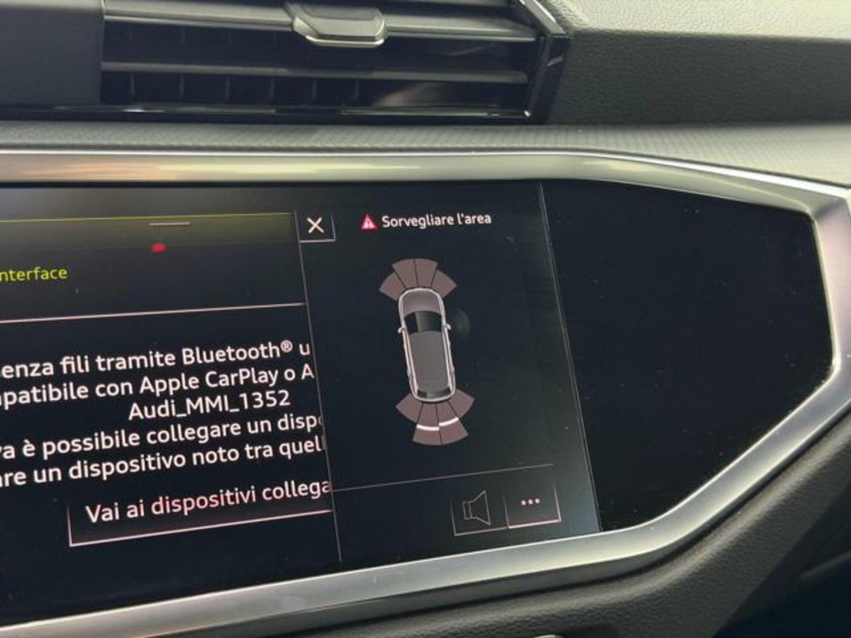 Audi Q3 35 TDI quattro S tronic Business (18)