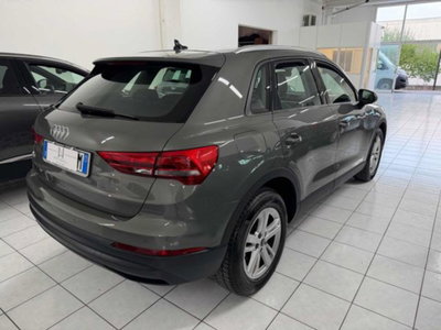 Audi Q3 35 TDI quattro S tronic Business (3)