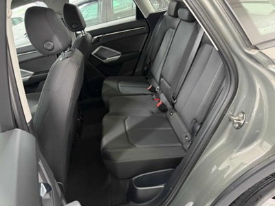 Audi Q3 35 TDI quattro S tronic Business (7)