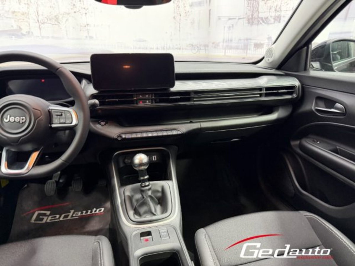 Jeep Avenger 1.2 turbo Summit fwd 100cv (14)