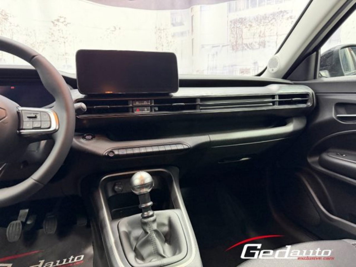 Jeep Avenger 1.2 turbo Summit fwd 100cv (17)