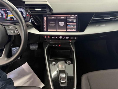 Audi A3 Sportback 30 g-tron S tronic Business (13)