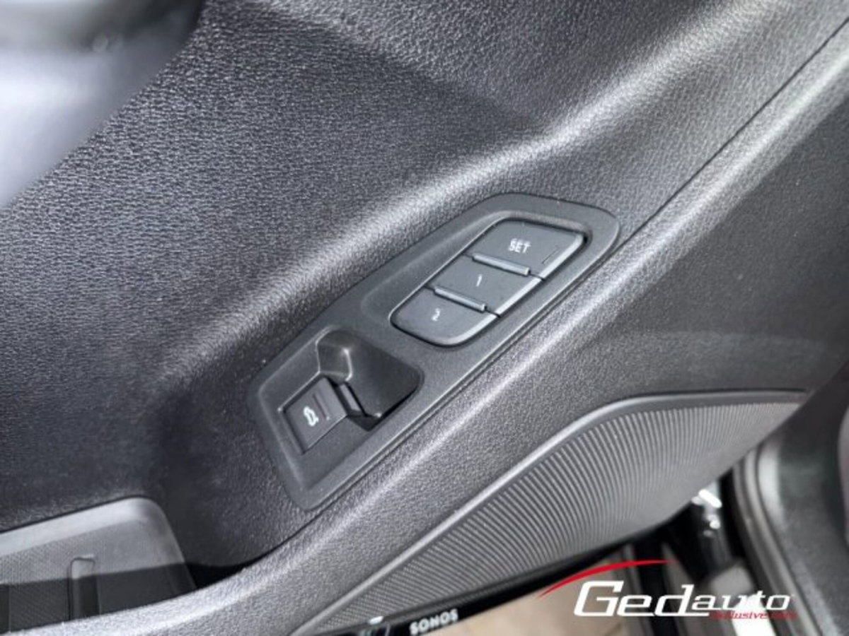 Audi Q3 Sportback 2.0 tdi S line edition quattro 193cv s-tronic (16)