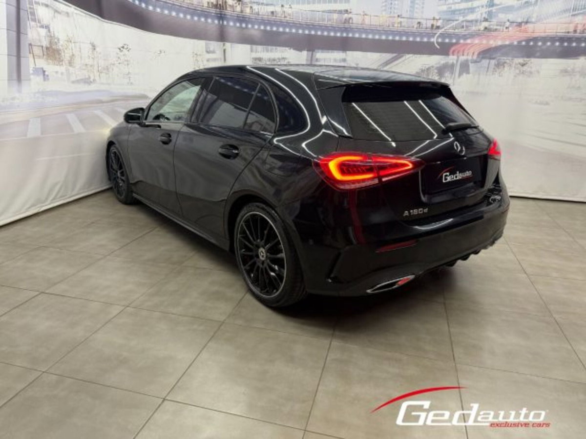Mercedes-Benz Classe A Sedan 180 d AMG Line Premium Plus auto (8)
