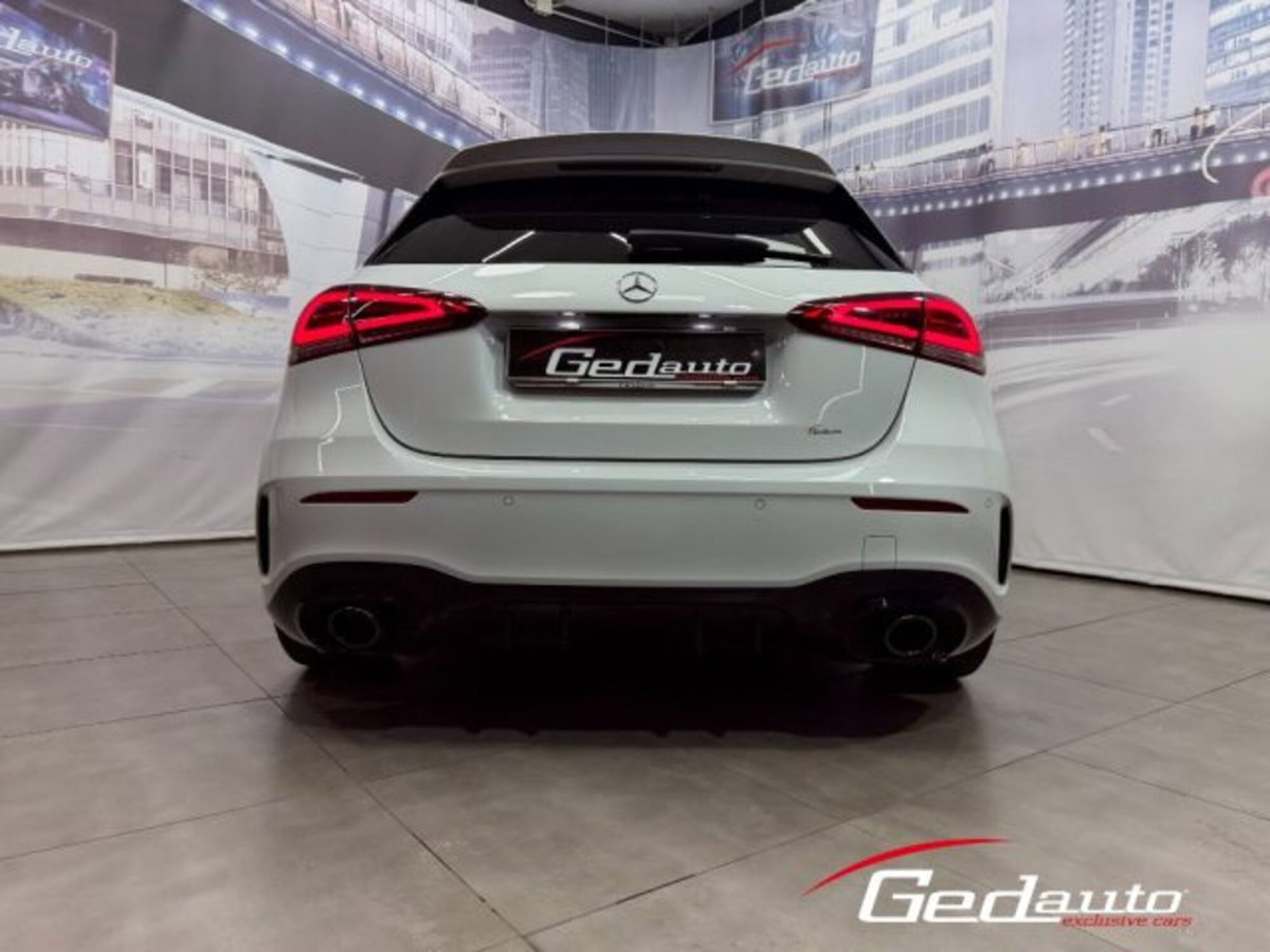 Mercedes-Benz Classe A AMG 35 AMG Line Premium Plus 4matic auto (6)