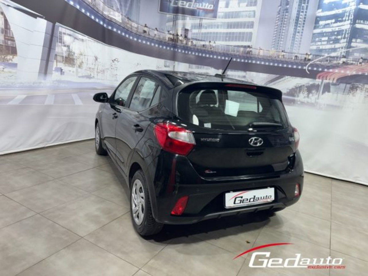 Hyundai i10 1.0 MPI Prime (8)
