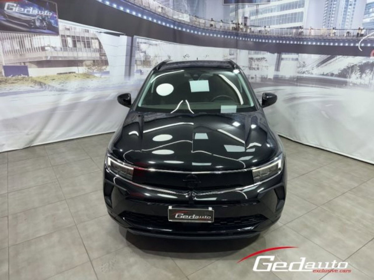 Opel Grandland 1.2 Turbo 12V 130 CV aut. GS Line (2)