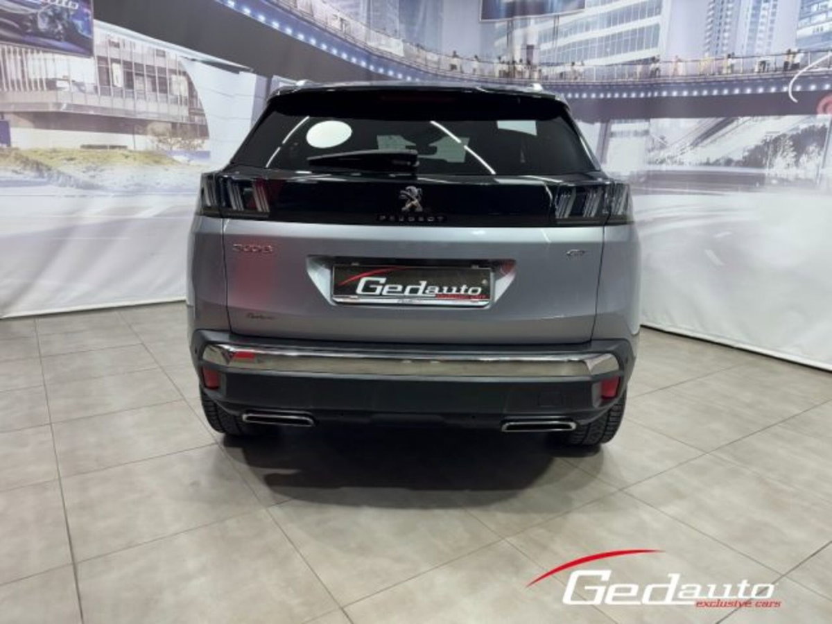 Peugeot 3008 BlueHDi 130 S&S EAT8 GT (5)