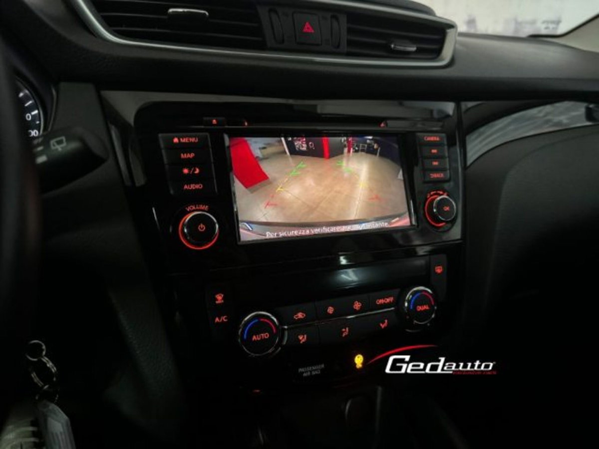 Nissan Qashqai 1.5 dCi 115 CV N-Connecta (20)