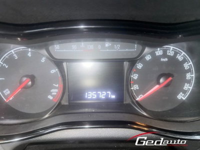 Opel Karl Rocks 1.0 73 CV (18)