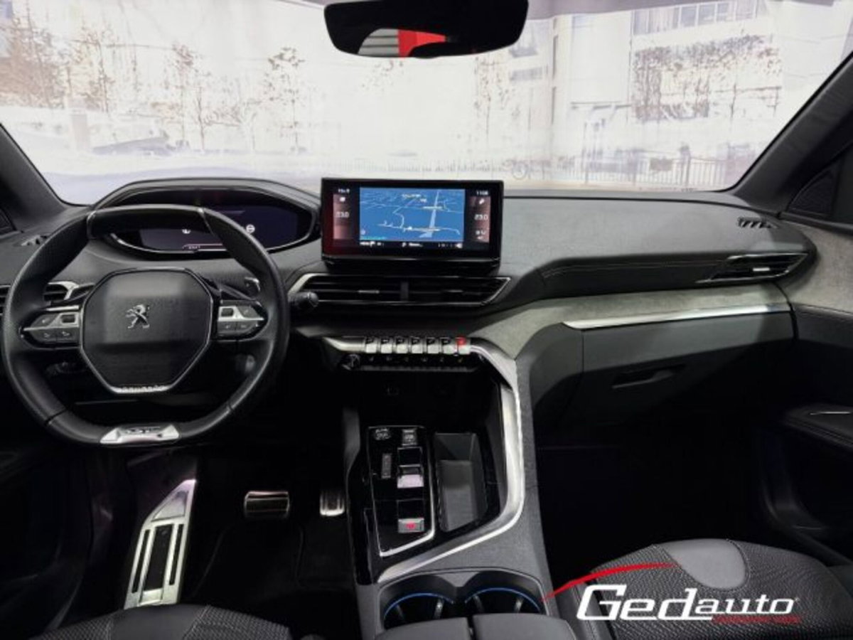 Peugeot 3008 BlueHDi 130 S&S EAT8 GT (16)