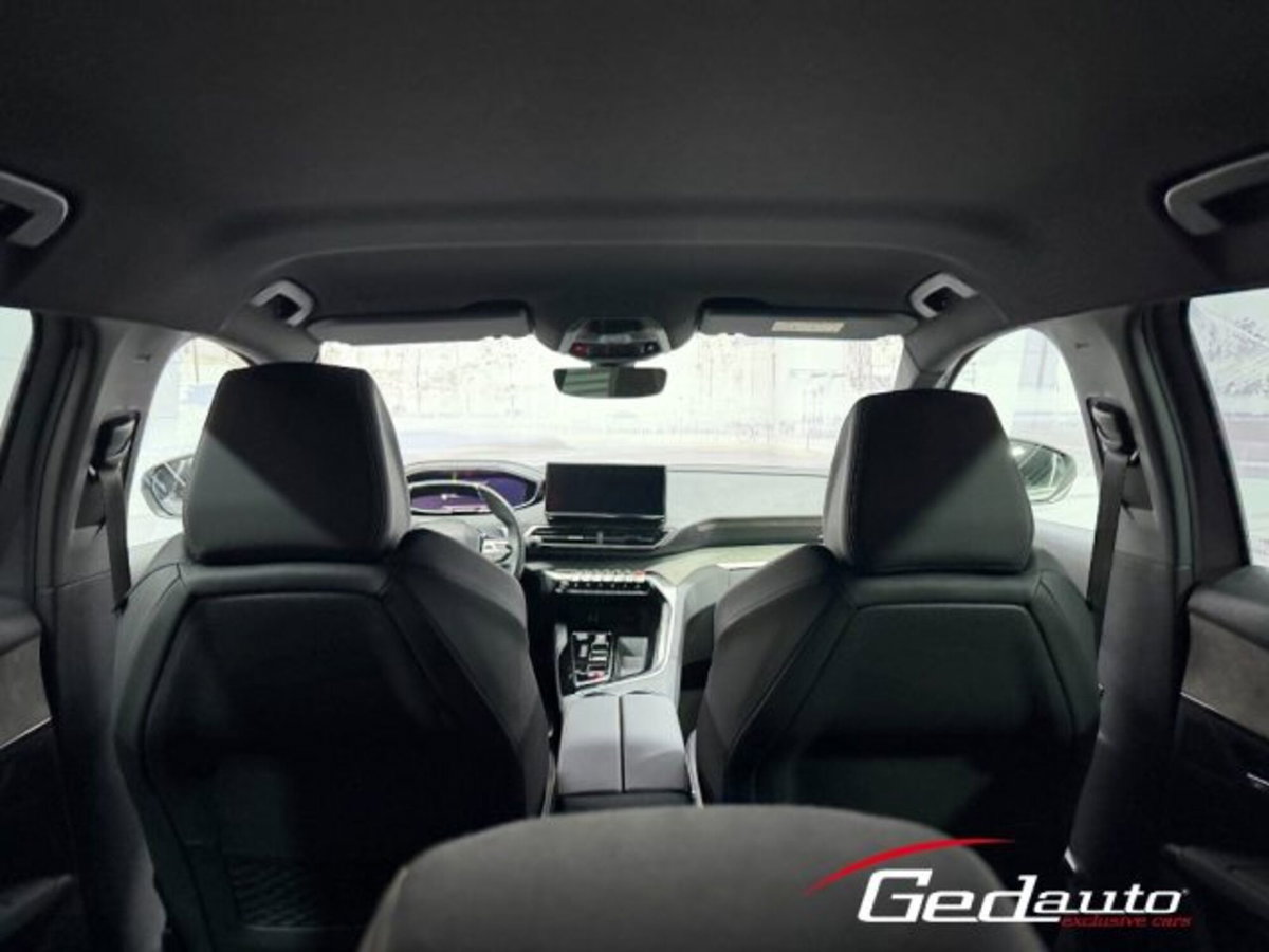 Peugeot 3008 BlueHDi 130 S&S EAT8 GT (9)